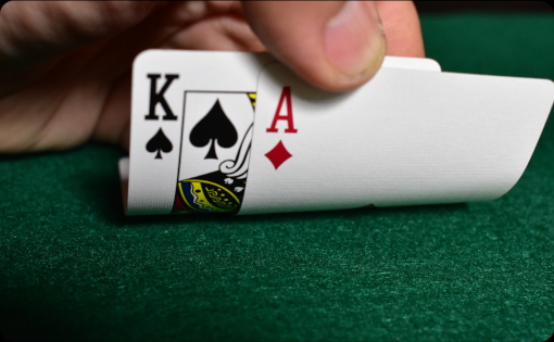 Casino_Party_Planners_Colorado_customizeEvent_Page_toggle_Section_texas_holdem_img